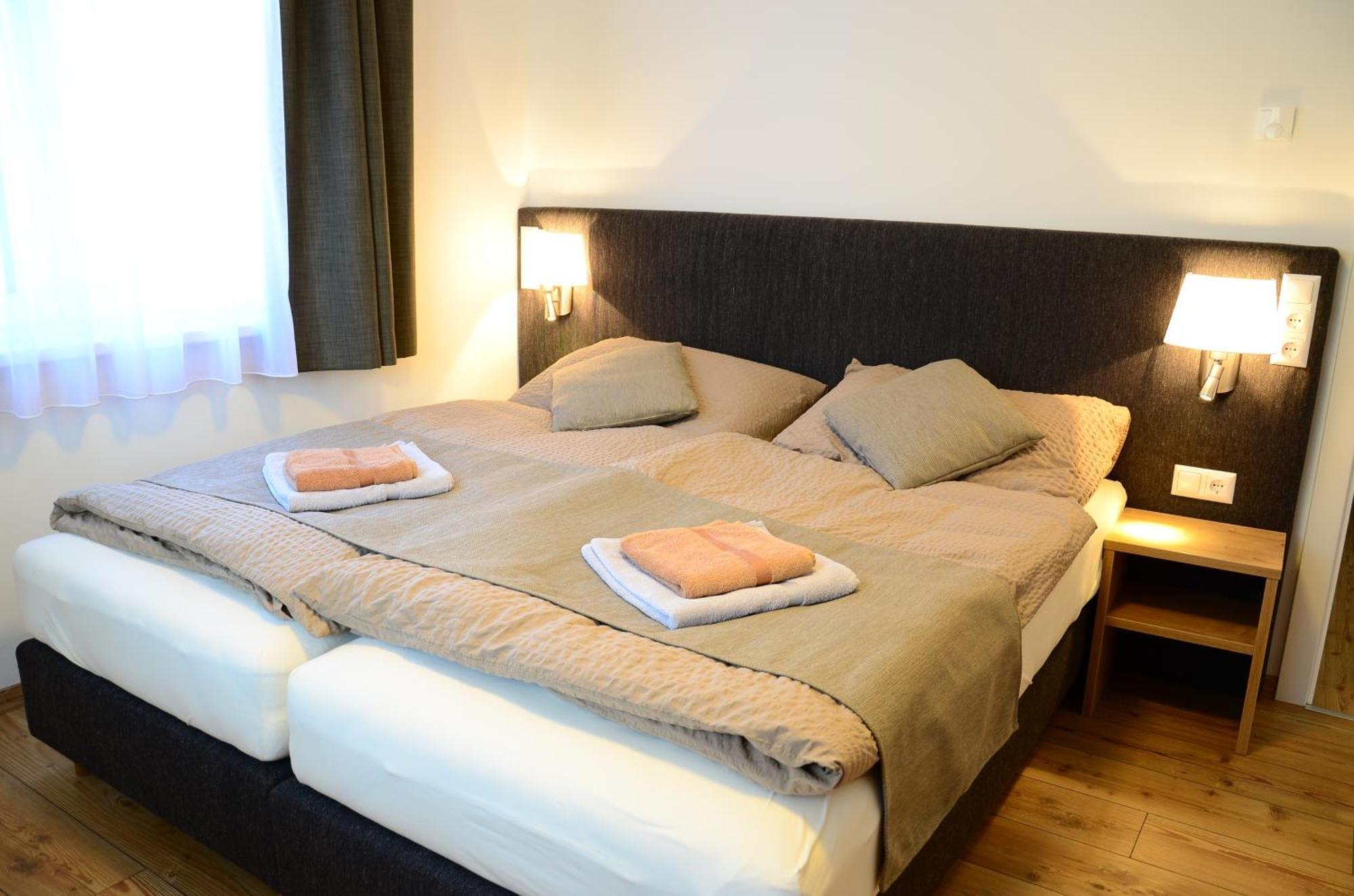 Apartment Haus Van Der Leij Russbach am Pass Gschütt Szoba fotó