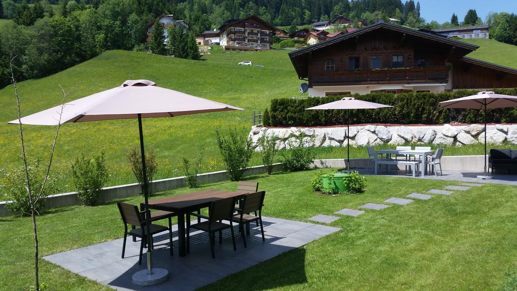 Apartment Haus Van Der Leij Russbach am Pass Gschütt Kültér fotó