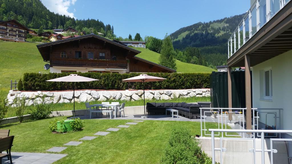 Apartment Haus Van Der Leij Russbach am Pass Gschütt Kültér fotó